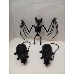 2 Black Rats And Bat Prop Realistic Size Halloween Large Decor Rats 6" + Tail
